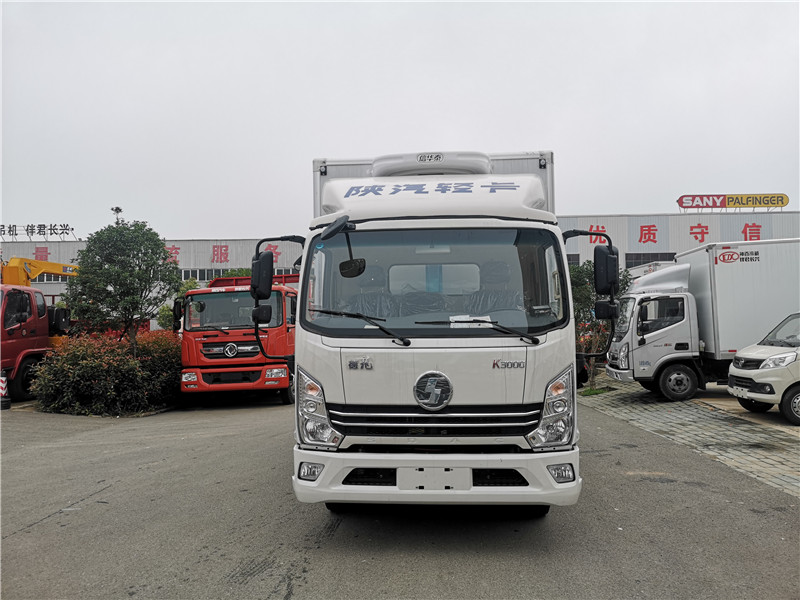 國(guó)六 陜汽德龍4.2米肉鉤冷藏車(chē)