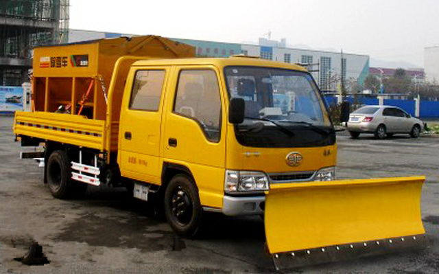 4方融雪撒布機(jī) 融雪劑撒布機(jī)