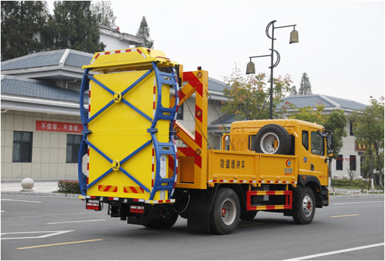 東風(fēng)D9防撞緩沖車100K