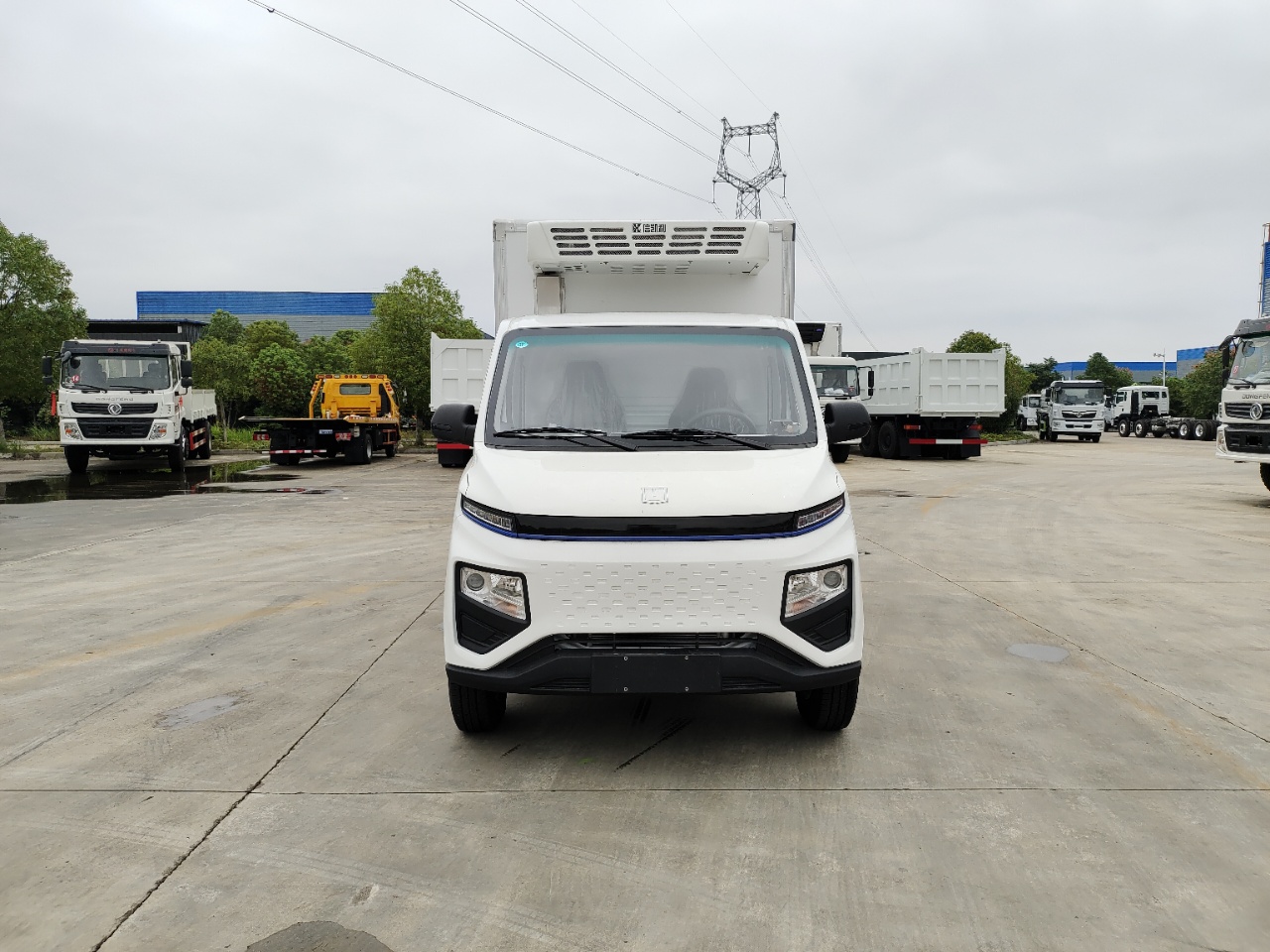 吉利 F1E純電動(dòng)冷藏車